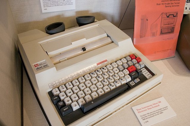 Un Texas Instruments Silent 700 de 1976 environ