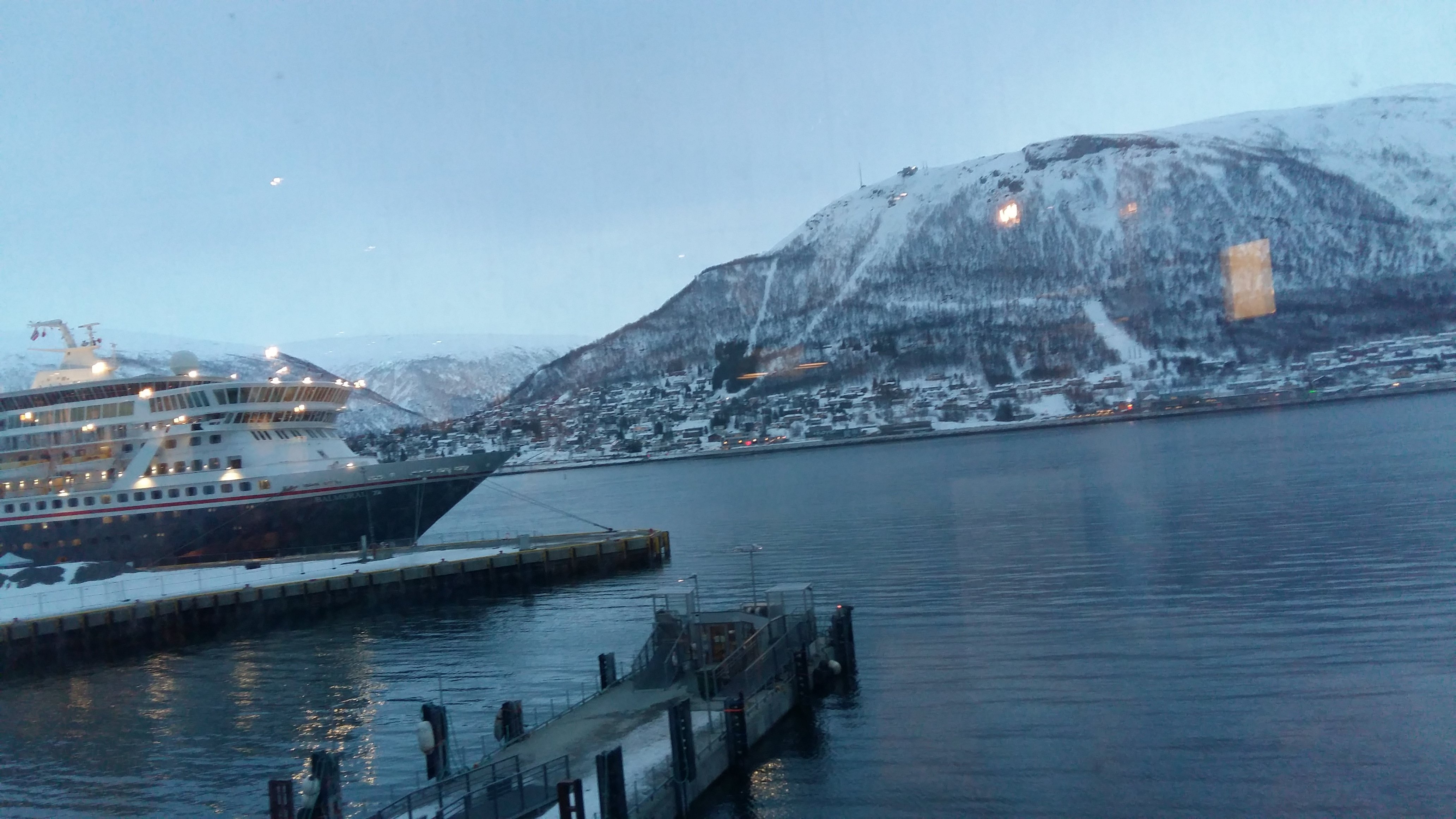 Vue depuis un café de Tromso