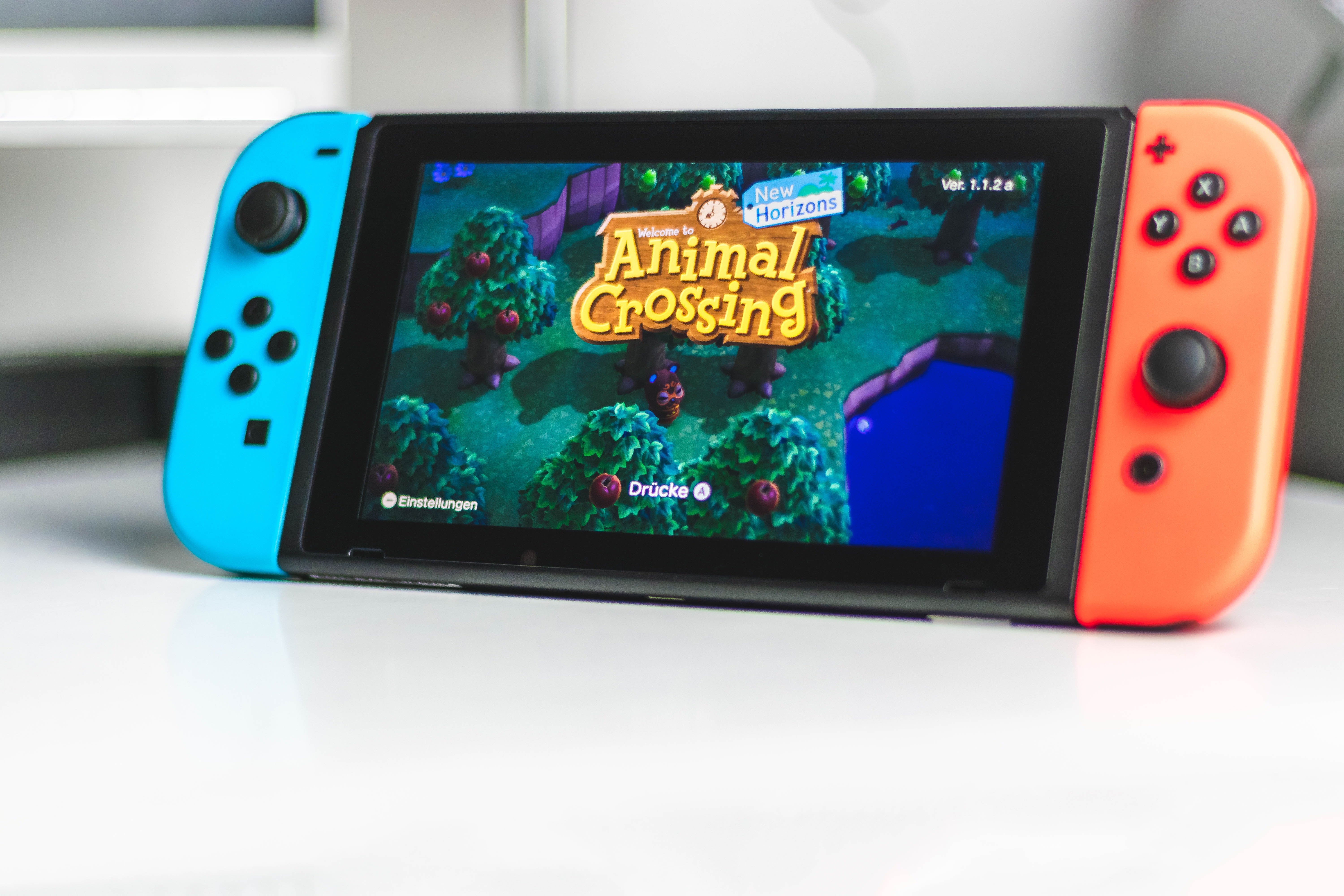 Nintendo Switch - Animal Crossing