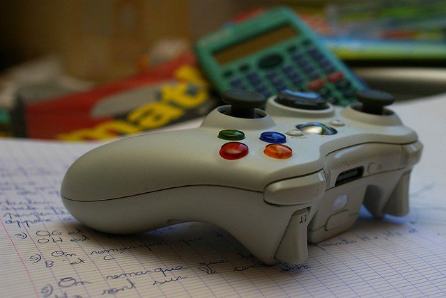 Manette de jeux vidéo