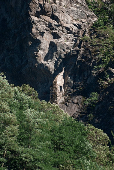 Casa Malvaglia vue d’en face,  Stef, Wikimedia Commons